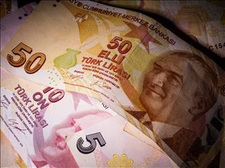 سقوط لیر ترکیه به پایین تر سطح در  ۸ ماه اخیر