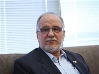 دانشگاه ها و نخبگان کشور از همکاری با خودروسازان استقبال می کنند