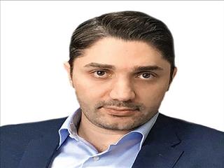 دو بیراهه در یک سیاست