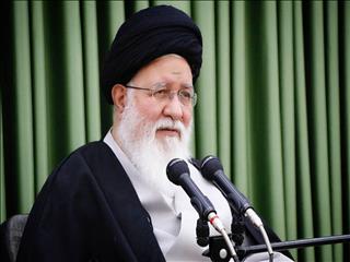 علم الهدی:ساکنان مشهد شهروند نیستند