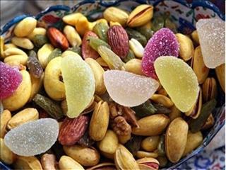 آجیل یلدایی ۲۰۰ تا ۴۰۰ هزار تومان/ آجیل اقتصادی هم به بازار آمد