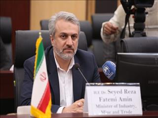 حرکت رو به رشد روابط اقتصادی ایران و روسیه در یک سال گذشته/ عرضه دو خودرو «تارا» و «شاهین» در مسکو