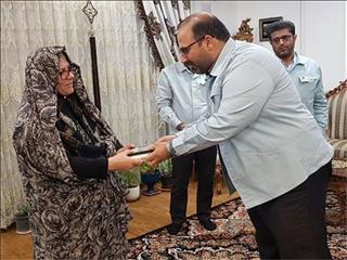 دیدار مدیرعامل فولاد خوزستان با خانواده شهدای شرکت