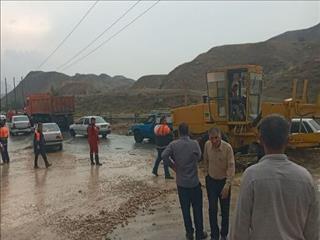 گسیل امکانات نفت به مناطق سیل‌زده فیروزکوه