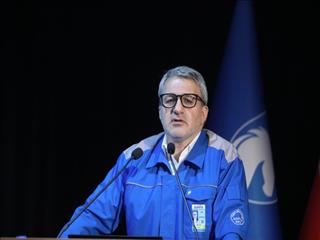 تاکید مدیرعامل ایران‌خودرو بر تحول ساختاری، تولید خودرو هیبریدی و ارتقای کیفیت در سال۱۴۰۴