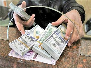 ریسک‌زدایی از بازار دلار