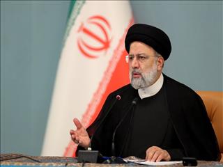 رئیس‌جمهور به بانک مرکزی رفت/ بازدید رئیسی از سامانه‌های بانک مرکزی