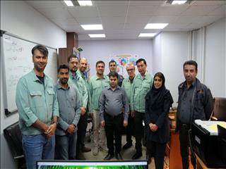 تجلیل از کارمند روشن‌دل شرکت فولاد هرمزگان