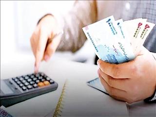چالش بر سر حقوق