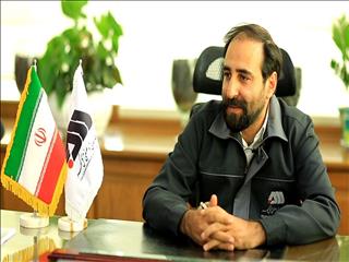 اهدای نشان‌ افتخار و حمایل حامی مدرسه‌سازی به مدیرعامل گل‌گهر